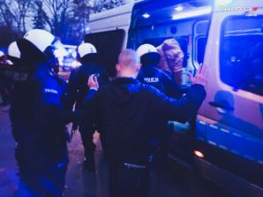 Policyjne interwencje podczas zabezpieczenia meczu Górnika Zabrze z Legią Warszawa